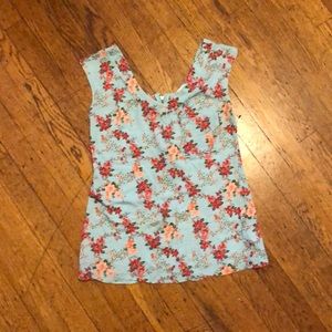 Floral top